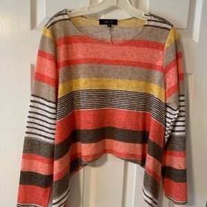 Knit longsleeve light sweater